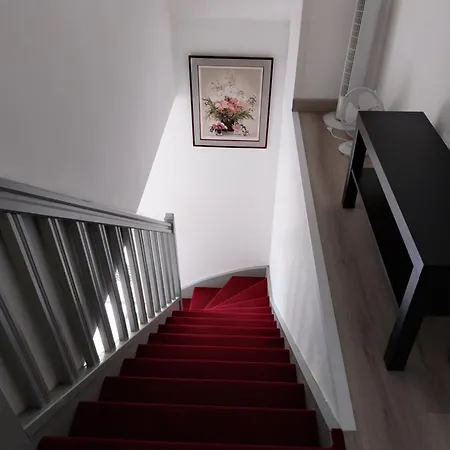 F3 Dans Maison Individuelle A 30 Km De Paris *