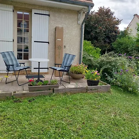 Apartament F3 Dans Maison Individuelle A 30 Km De Paris *